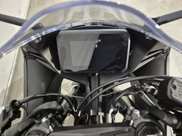 honda - cbr-650-r