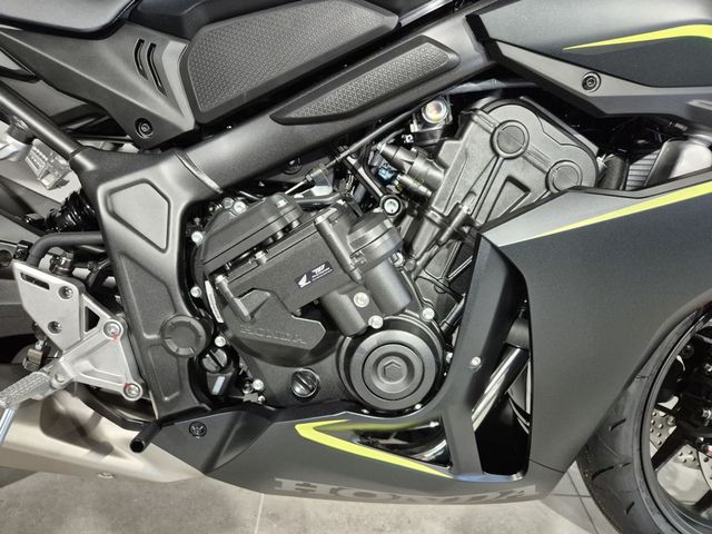 honda - cbr-650-r