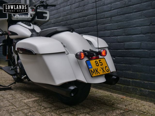 indian - chieftain-dark-horse