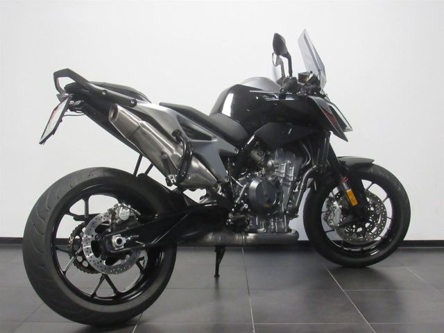 ktm - 790-duke