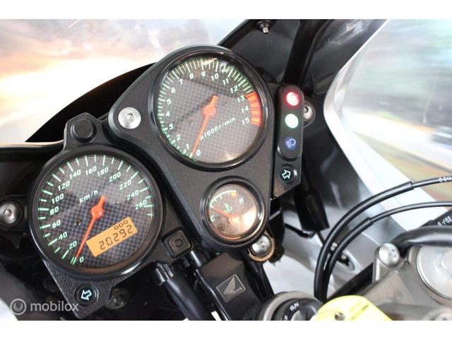 honda - cb-600-s
