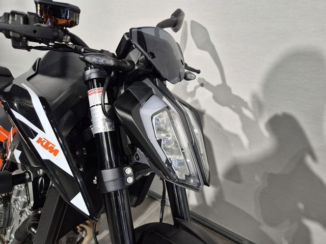 ktm - 890-duke-gp