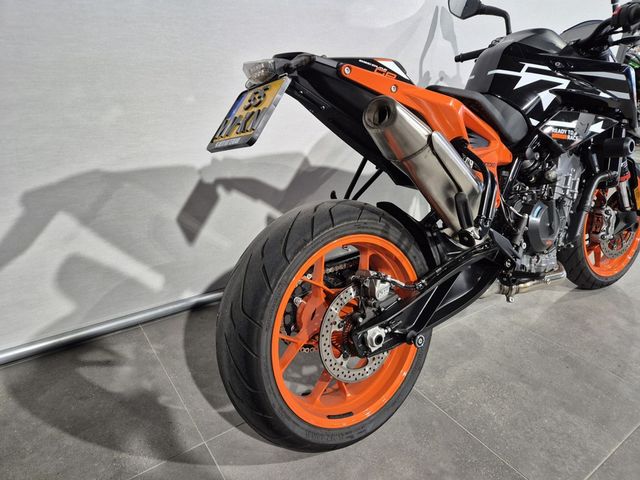 ktm - 890-duke-gp
