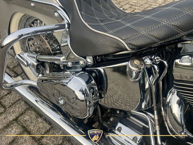 harley-davidson - deluxe--heritage-special-flstni