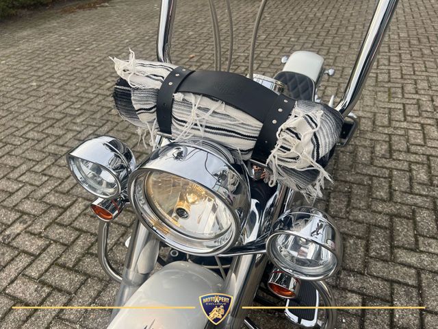 harley-davidson - deluxe--heritage-special-flstni