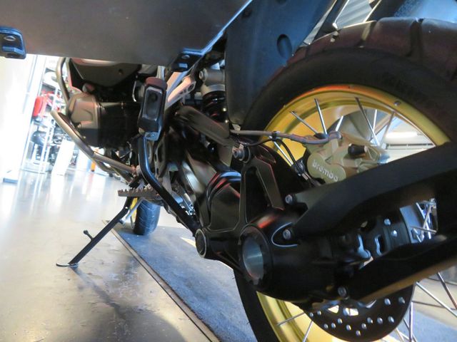bmw - r-1250-gs-adventure