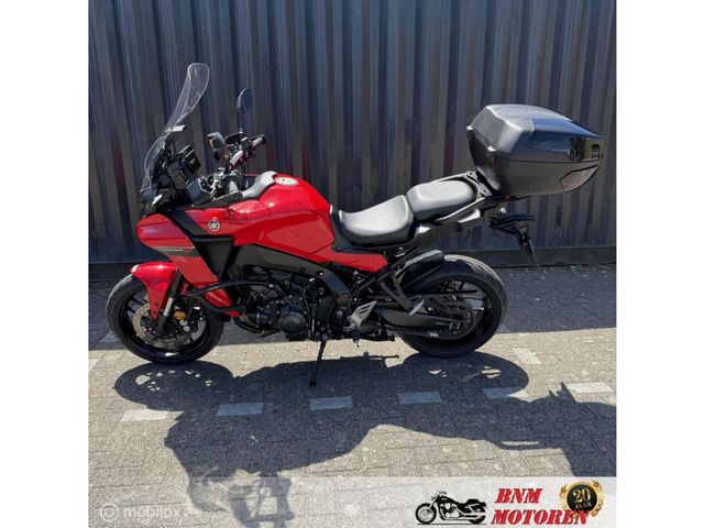 yamaha - tracer-9