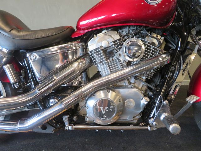 honda - vt-1100-c-shadow