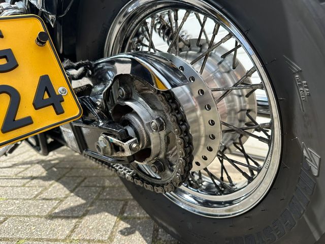 honda - vt-750--dc-black-widow