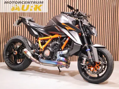 KTM 1390 SUPER DUKE R EVO – foto 2