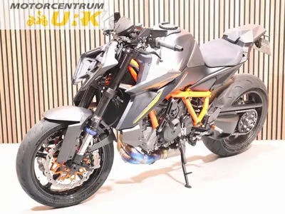 KTM 1390 SUPER DUKE R EVO – foto 4