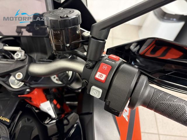 ktm - 1290-super-duke-gt