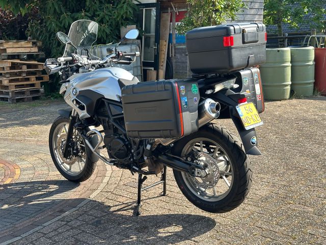 bmw - f-700-gs