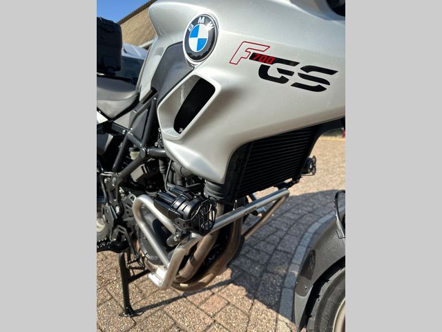 bmw - f-700-gs