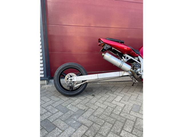 suzuki - gsx-r-600-srad