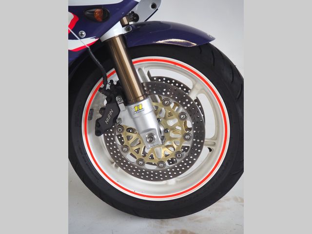 honda - cbr-900-rr-fireblade