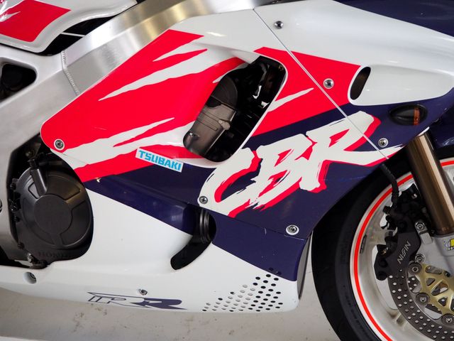 honda - cbr-900-rr-fireblade