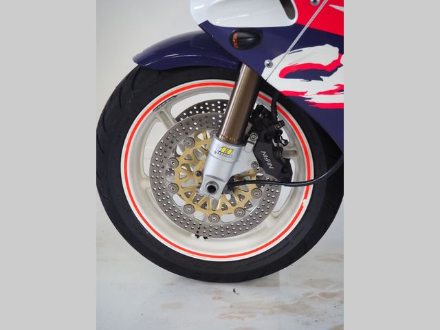 honda - cbr-900-rr-fireblade