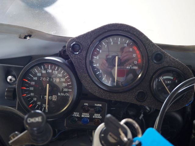 honda - cbr-900-rr-fireblade