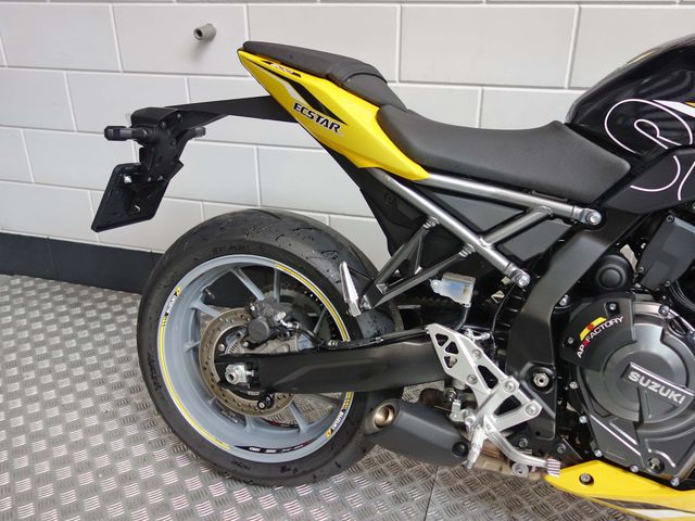 suzuki - gsx-8r