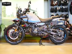 ROYAL ENFIELD HIMALAYAN 452