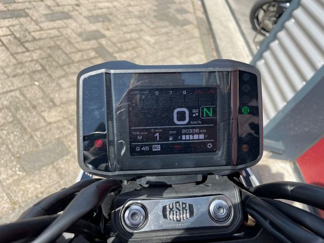 yamaha - xsr-900