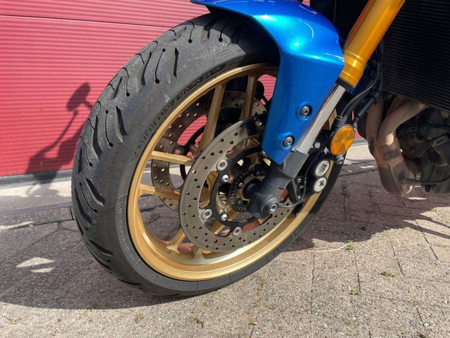 yamaha - xsr-900