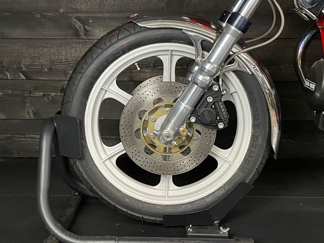 moto-guzzi - mgs-01-corsa