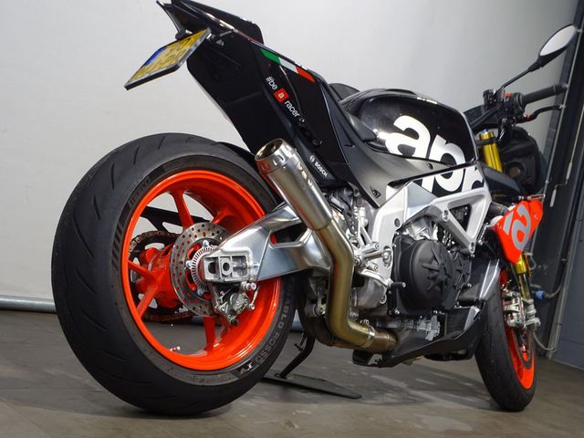aprilia - tuono-v4-r