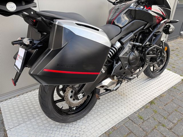 kawasaki - versys-650-grand-tourer
