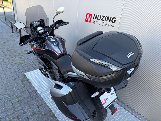 kawasaki - versys-650-grand-tourer