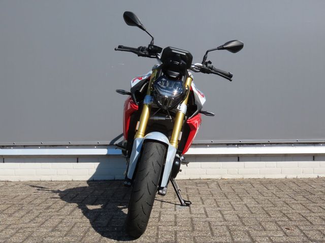 bmw - f-900-r