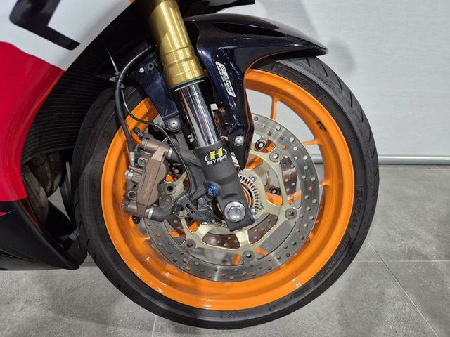 honda - cbr-1000-rr-fireblade