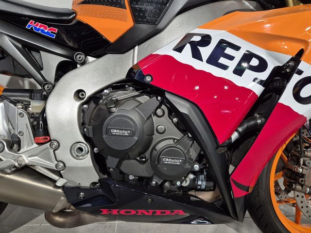 honda - cbr-1000-rr-fireblade