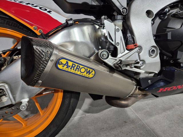 honda - cbr-1000-rr-fireblade