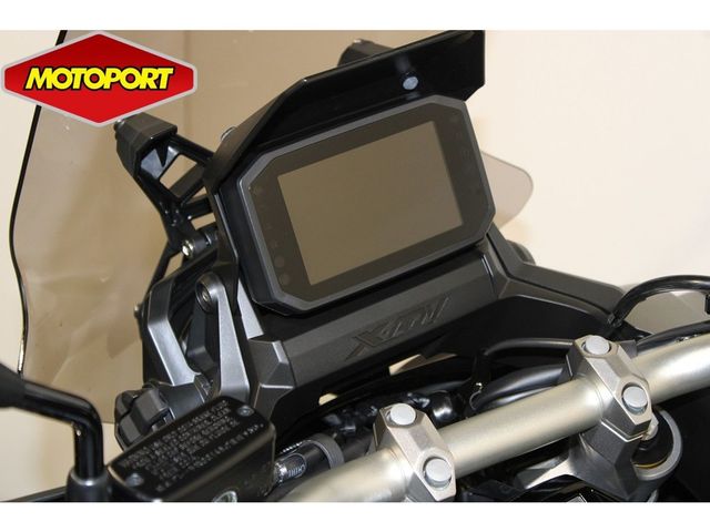 honda - x-adv