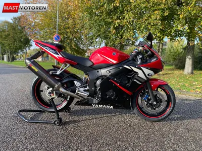 YAMAHA YZF R6 – foto 2