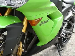 Kawasaki ZX 10R Ninja 2004 occasion – foto 7 van 9