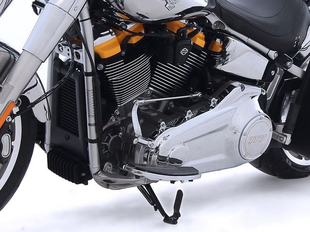 harley-davidson - fat-boy-gray-ghost
