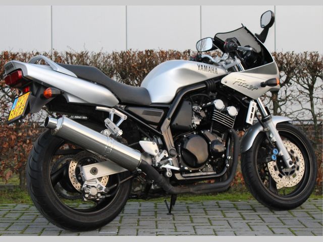 yamaha - fzs-600-fazer