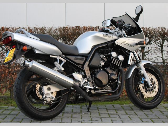 yamaha - fzs-600-fazer