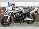 YAMAHA FZS 600 FAZER