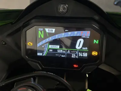 KAWASAKI ZX 10R – foto 4