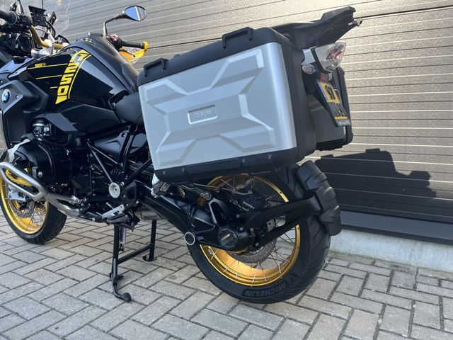 bmw - r-1250-gs-40-years-gs-edition