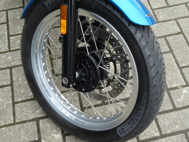 moto-guzzi - v-7-special