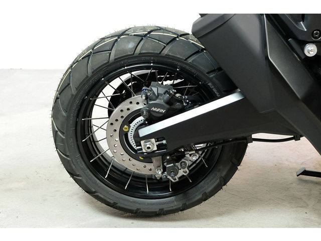 honda - x-adv