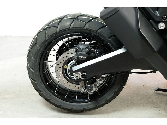 honda - x-adv