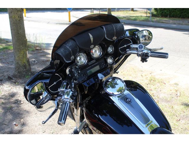harley-davidson - street-glide-cvo-flhxse