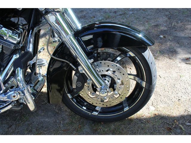 harley-davidson - street-glide-cvo-flhxse
