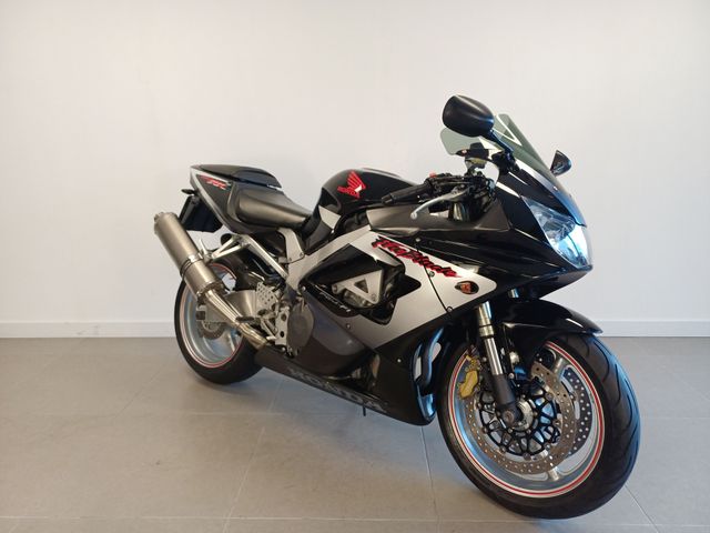 honda - cbr-900-rr-fireblade